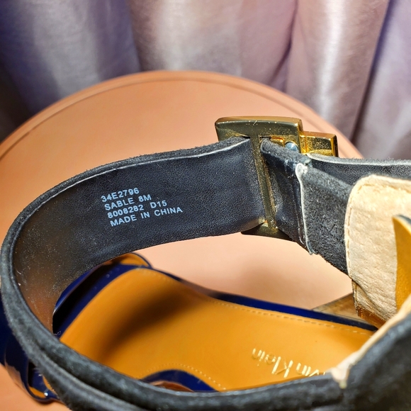 Calvin Klein Vivian Platform Sandal - Picture 8 of 14